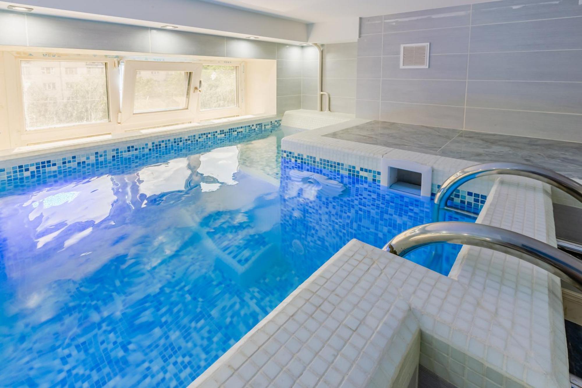 Luxury Apartment With Pool And Hammam เคียฟ ภายนอก รูปภาพ